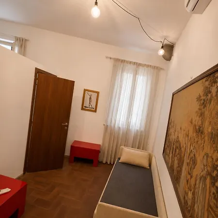 Hidden Gem By Ponte Vecchio With Private Terrace Florence
